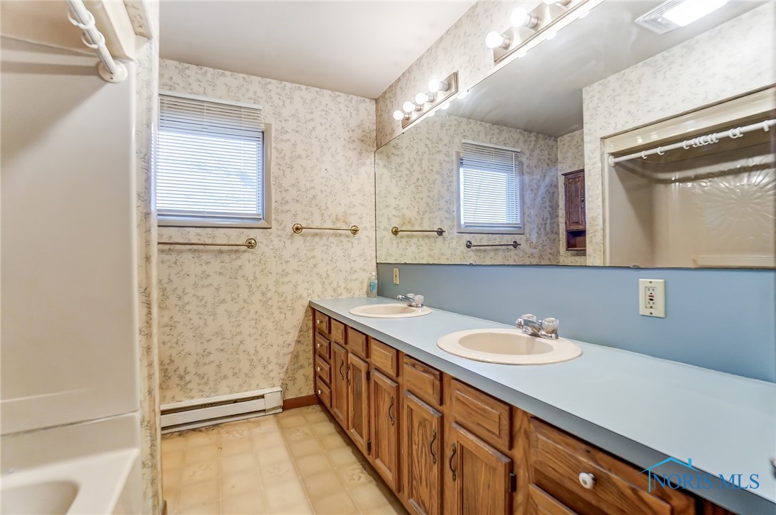 409 W Elm Street, Bluffton, Ohio image 27