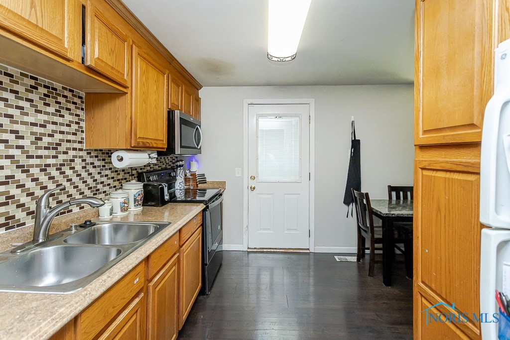 4638 Vallejo Drive, Toledo, Ohio image 14