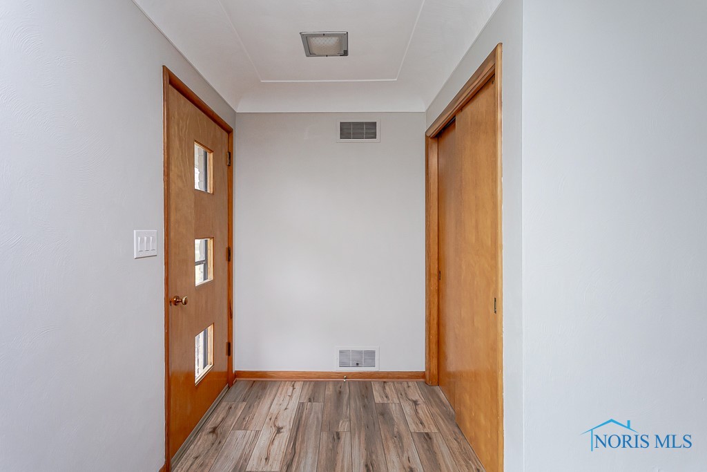 163 E Ottawa Street, Oak Harbor, Ohio image 3