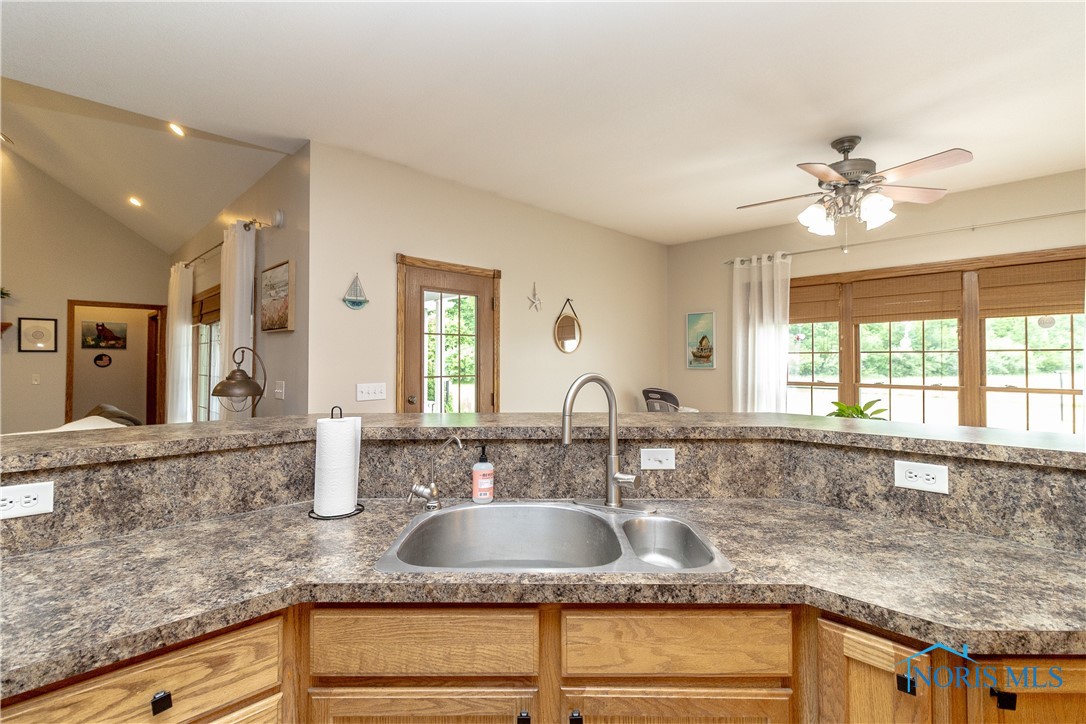 720 S Westfield Drive, Gibsonburg, Ohio image 12