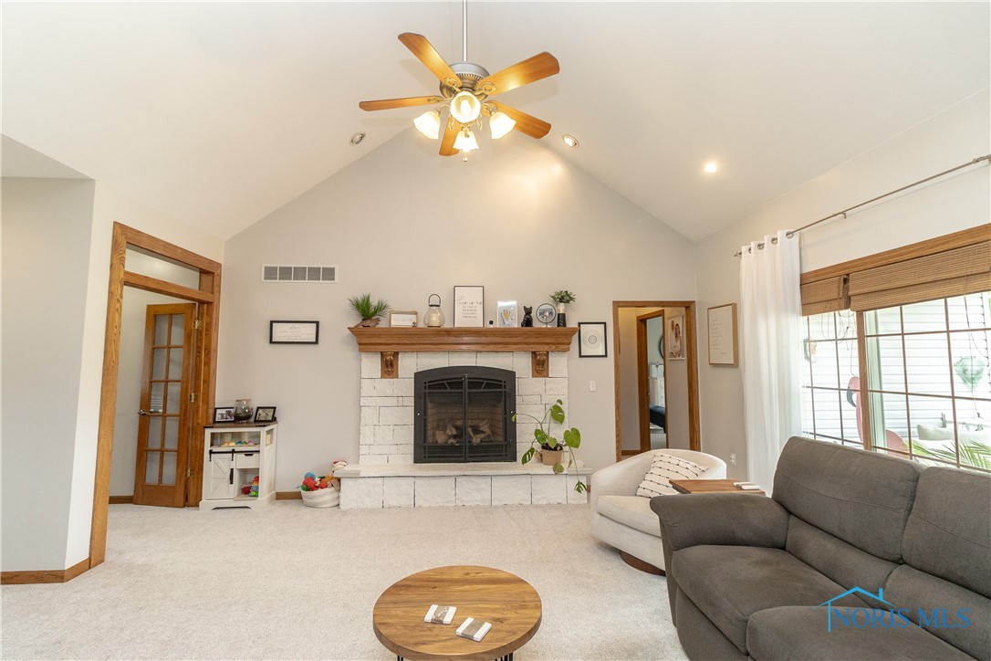 720 S Westfield Drive, Gibsonburg, Ohio image 5