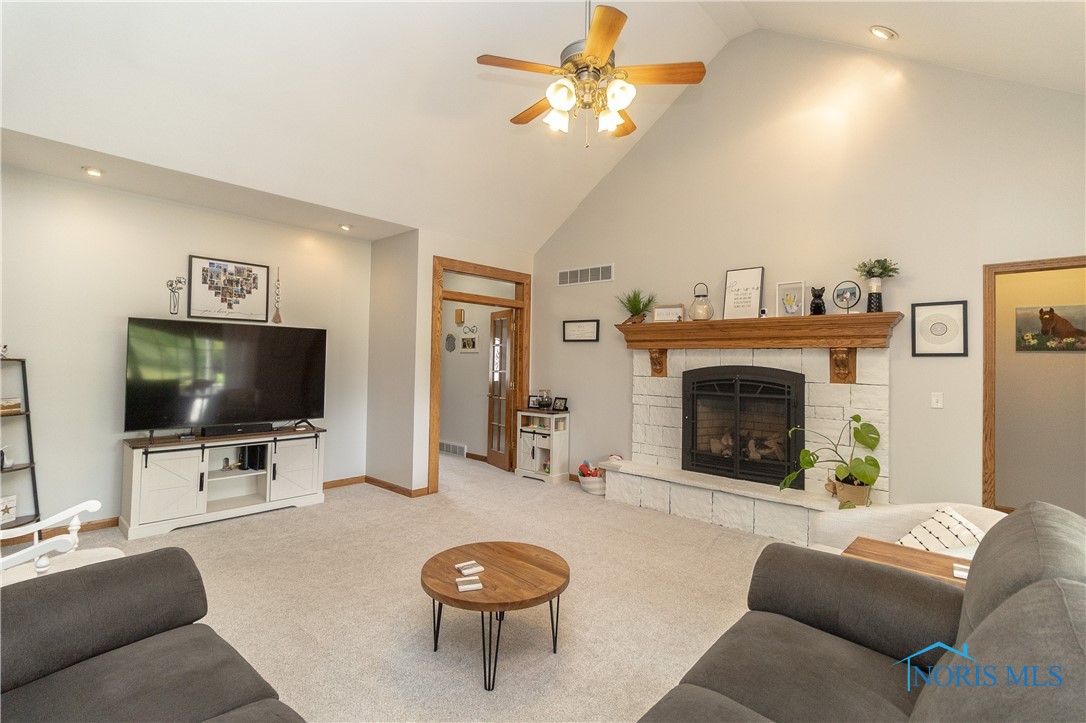 720 S Westfield Drive, Gibsonburg, Ohio image 9