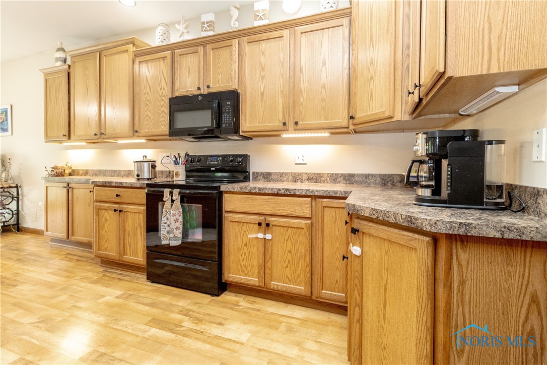720 S Westfield Drive, Gibsonburg, Ohio image 14