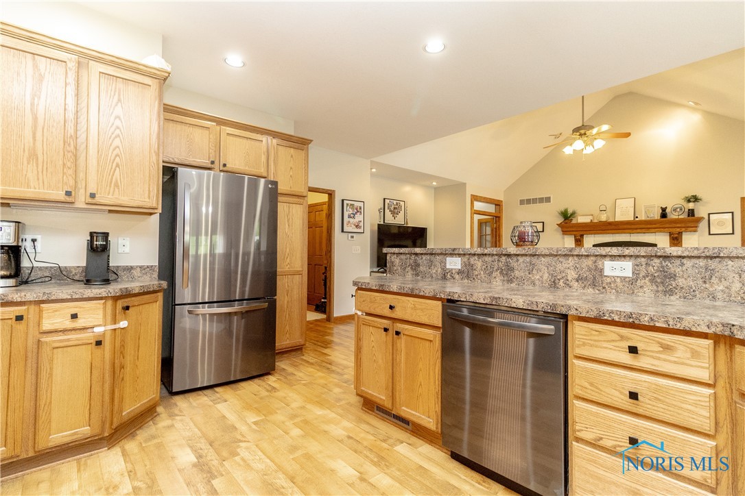 720 S Westfield Drive, Gibsonburg, Ohio image 13