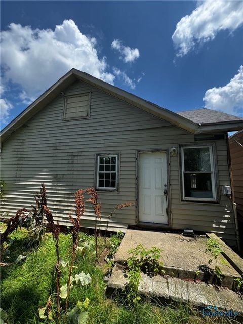 Tiny photo for 1711 Mulberry Street, Toledo, OH 43608 (MLS # 6136716)
