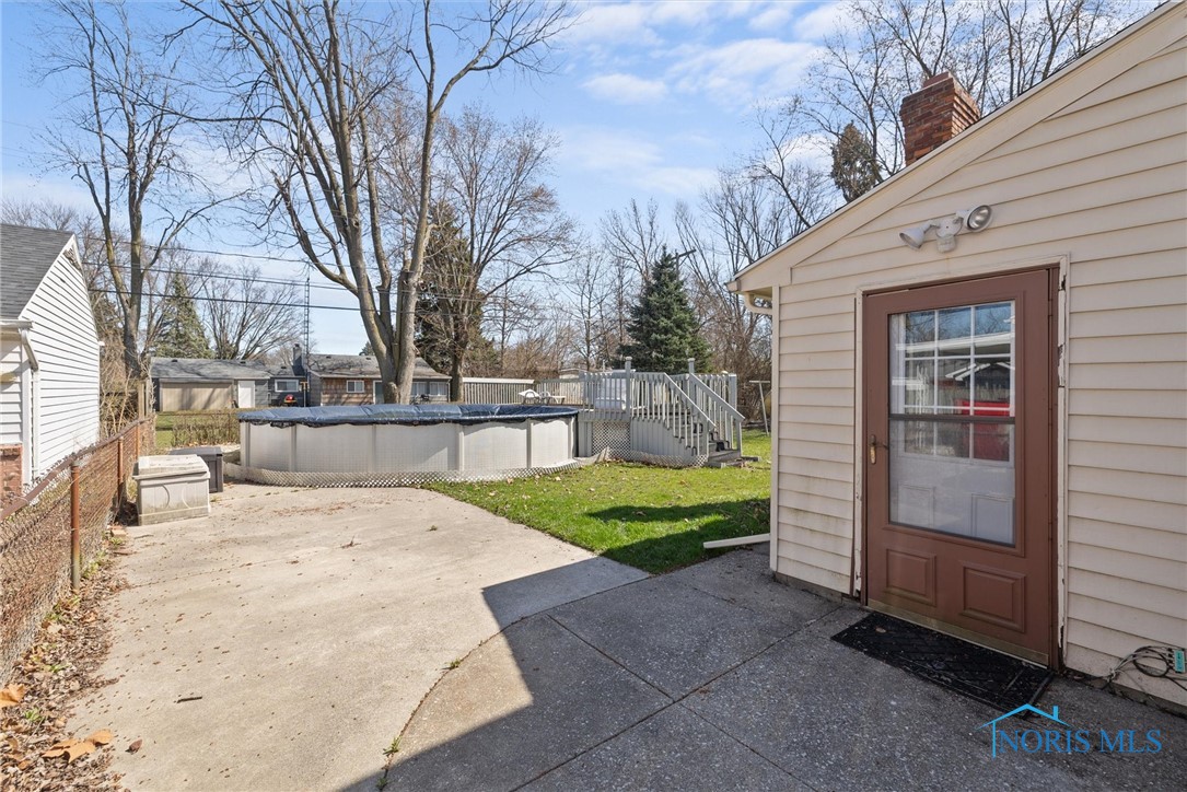 5904 Fleming Drive, Toledo, Ohio image 34