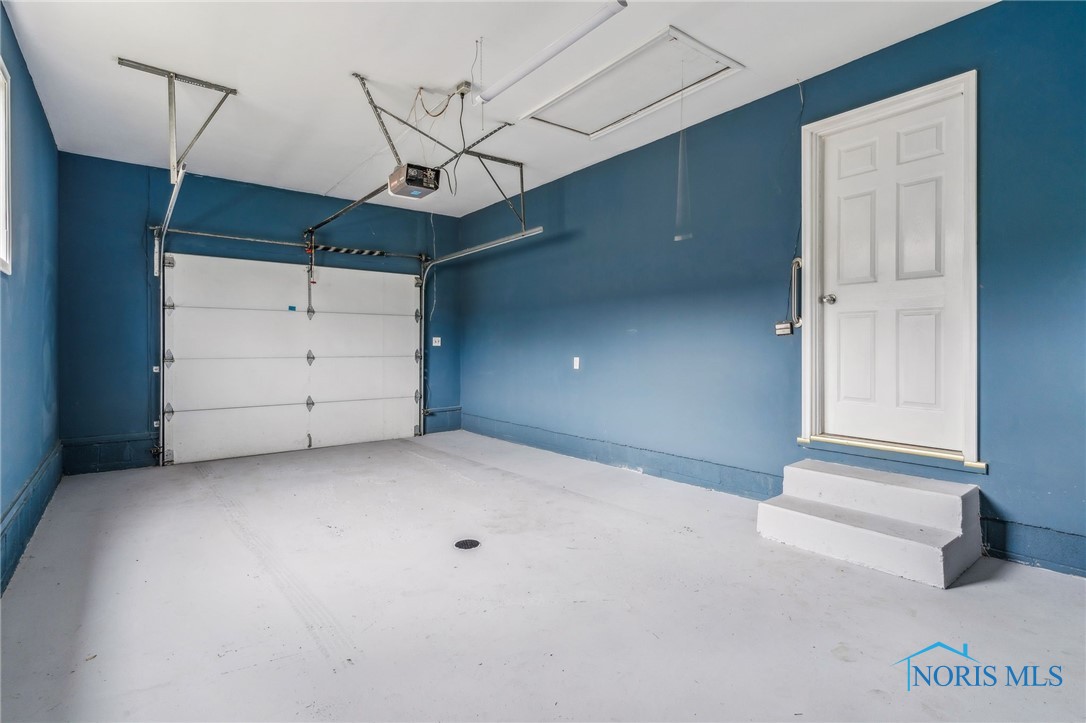 2640 Hollybrook Drive, Findlay, Ohio image 32