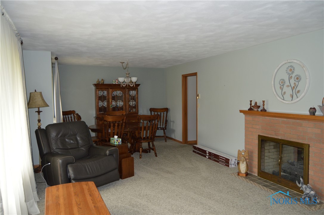309 Huron Road, Findlay, Ohio image 2