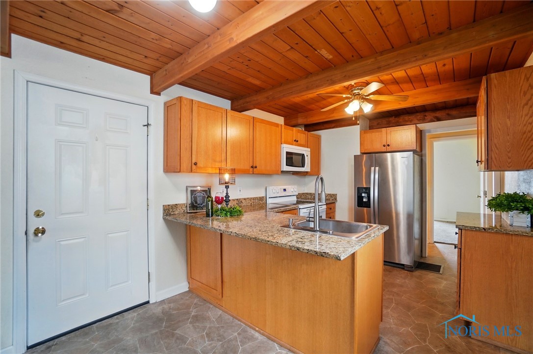 6399 Teal Bend, Oak Harbor, Ohio image 3