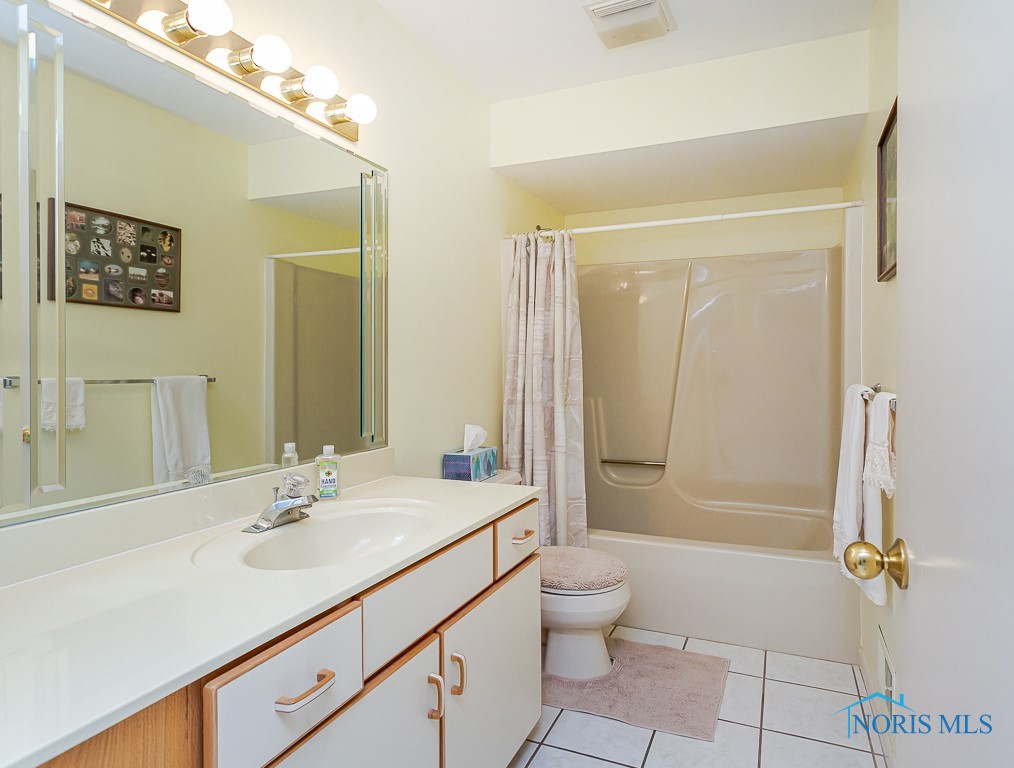 6743 Carrie Pine Lane #6743, Toledo, Ohio image 26
