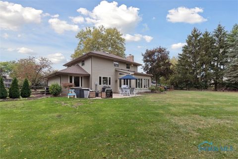 Tiny photo for 831 Whitehorse Court, Perrysburg, OH 43551 (MLS # 6136766)