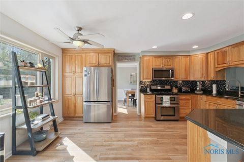 Tiny photo for 831 Whitehorse Court, Perrysburg, OH 43551 (MLS # 6136766)