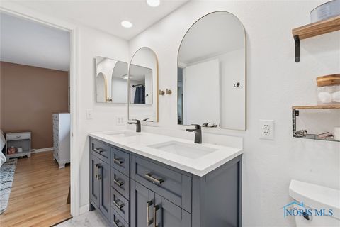 Tiny photo for 831 Whitehorse Court, Perrysburg, OH 43551 (MLS # 6136766)