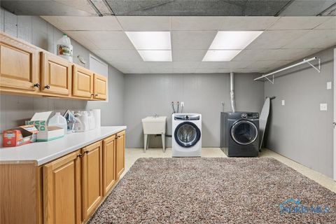 Tiny photo for 831 Whitehorse Court, Perrysburg, OH 43551 (MLS # 6136766)