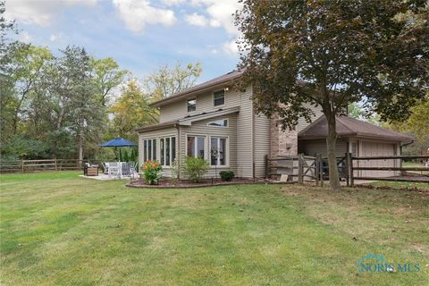 Tiny photo for 831 Whitehorse Court, Perrysburg, OH 43551 (MLS # 6136766)