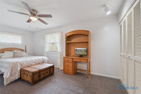 Tiny photo for 831 Whitehorse Court, Perrysburg, OH 43551 (MLS # 6136766)