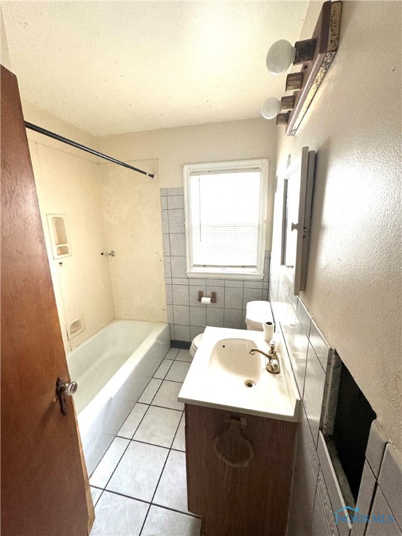3860 Wallwerth Drive, Toledo, Ohio image 8