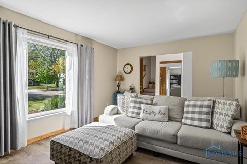 Tiny photo for 541 Fairfield Park Drive, Maumee, OH 43537 (MLS # 6136965)