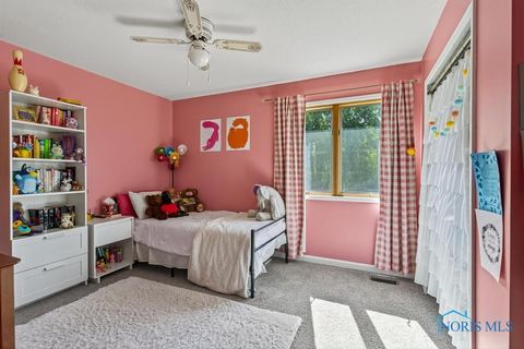 Tiny photo for 541 Fairfield Park Drive, Maumee, OH 43537 (MLS # 6136965)
