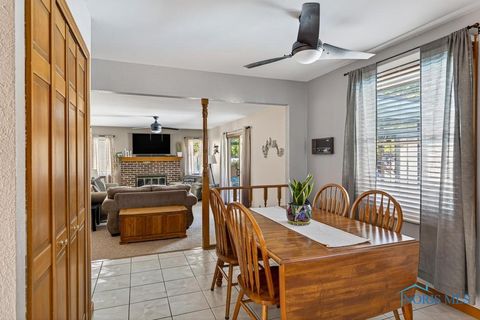 Tiny photo for 541 Fairfield Park Drive, Maumee, OH 43537 (MLS # 6136965)