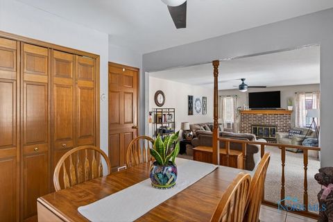 Tiny photo for 541 Fairfield Park Drive, Maumee, OH 43537 (MLS # 6136965)