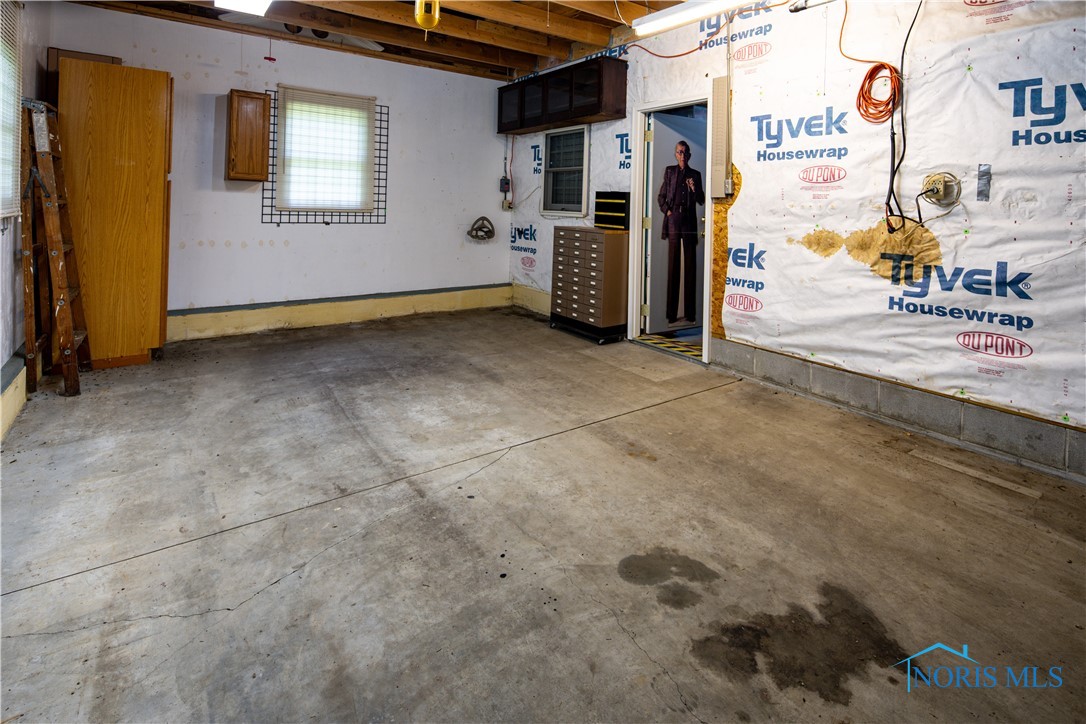 555 Race Street, Clyde, Ohio image 28
