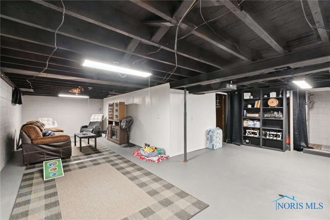 2105 Nevada Street, Toledo, Ohio image 28