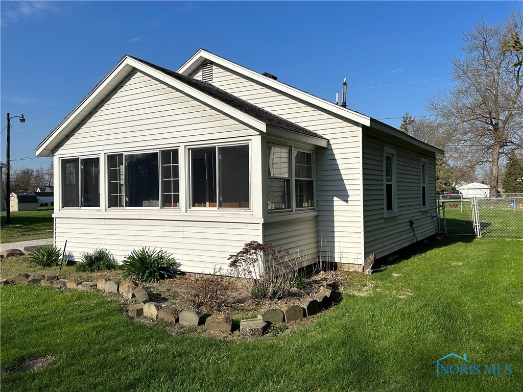 2109 Breakwater Drive, Oregon, Ohio image 1