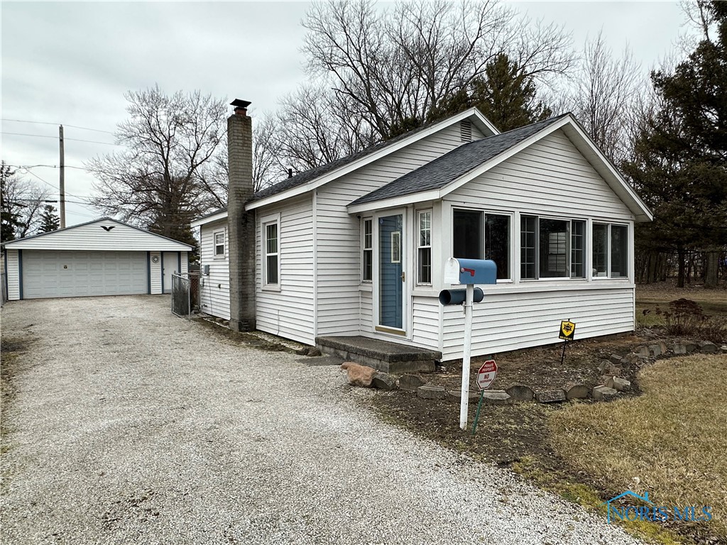 2109 Breakwater Drive, Oregon, Ohio image 2
