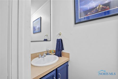 Tiny photo for 1248 Applegate Street, Waterville, OH 43566 (MLS # 6136509)