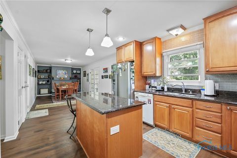Tiny photo for 1248 Applegate Street, Waterville, OH 43566 (MLS # 6136509)