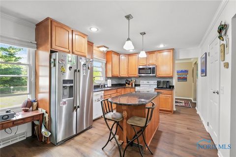 Tiny photo for 1248 Applegate Street, Waterville, OH 43566 (MLS # 6136509)