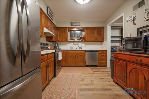 Tiny photo for 6537 Abbey Run #D-5, Sylvania, OH 43560 (MLS # 6136680)