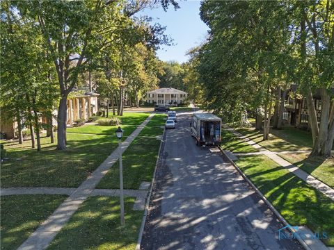 Tiny photo for 6537 Abbey Run #D-5, Sylvania, OH 43560 (MLS # 6136680)