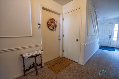 Tiny photo for 6537 Abbey Run #D-5, Sylvania, OH 43560 (MLS # 6136680)