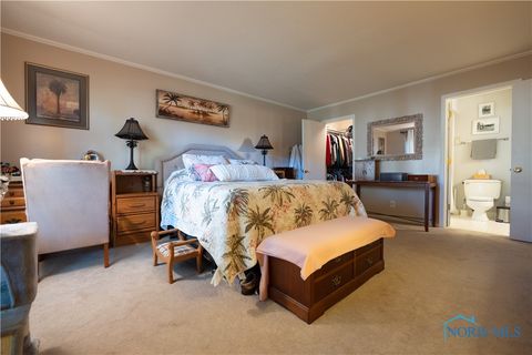 Tiny photo for 6537 Abbey Run #D-5, Sylvania, OH 43560 (MLS # 6136680)