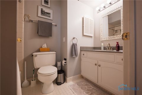 Tiny photo for 6537 Abbey Run #D-5, Sylvania, OH 43560 (MLS # 6136680)