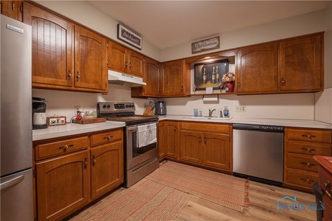 Tiny photo for 6537 Abbey Run #D-5, Sylvania, OH 43560 (MLS # 6136680)