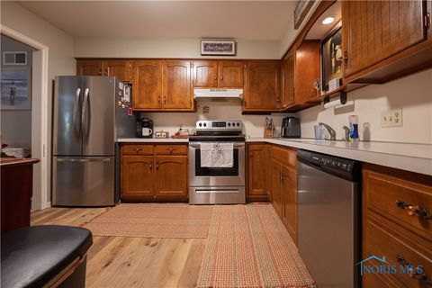 Tiny photo for 6537 Abbey Run #D-5, Sylvania, OH 43560 (MLS # 6136680)