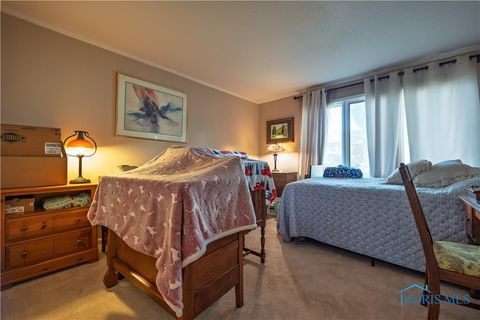 Tiny photo for 6537 Abbey Run #D-5, Sylvania, OH 43560 (MLS # 6136680)