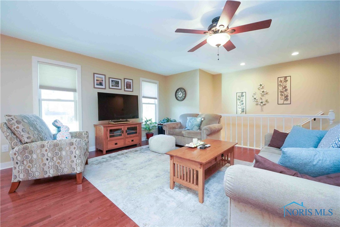 1025 Crystal Lane, Findlay, Ohio image 5