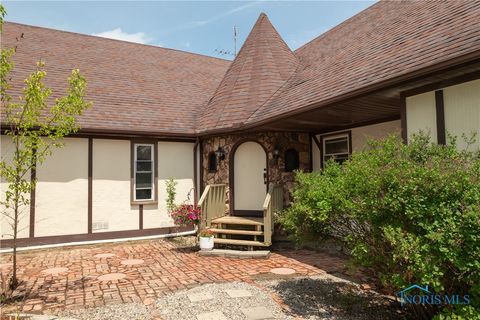 Photo of 8873 County Road C, Bryan, OH 43506 (MLS # 6131686)