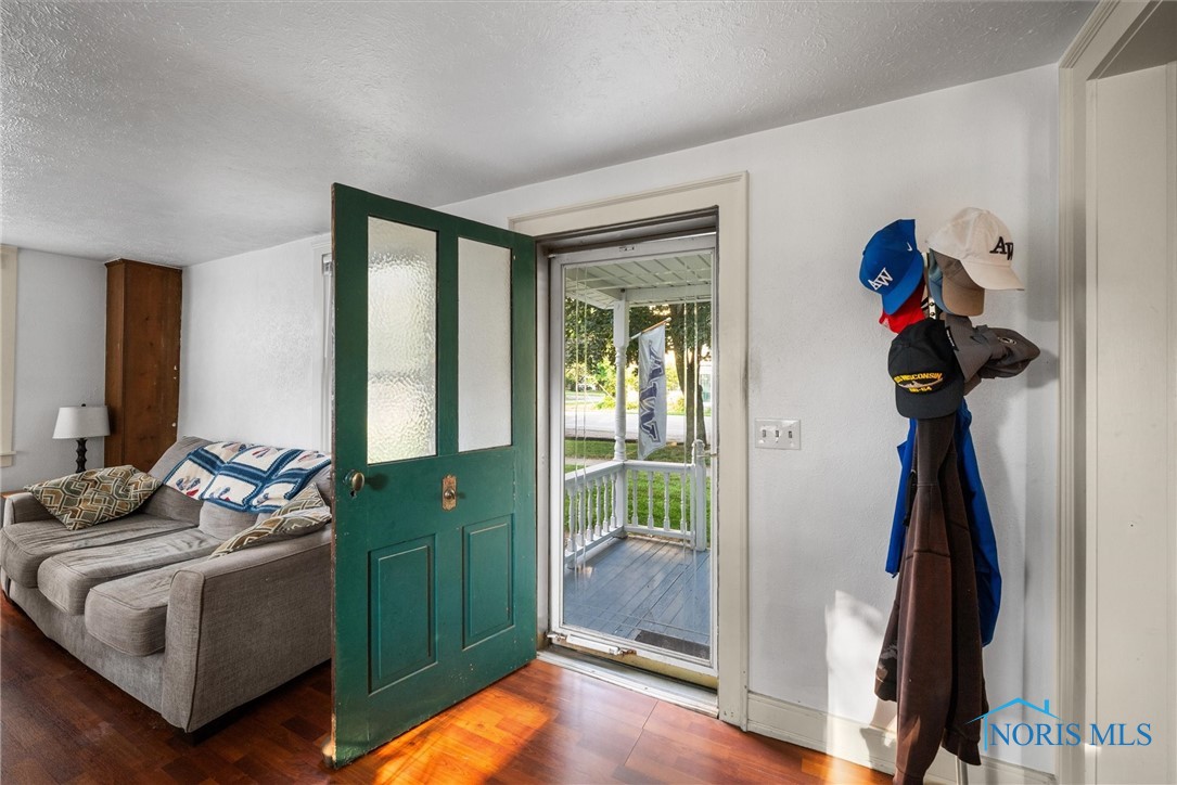 131 N River Road