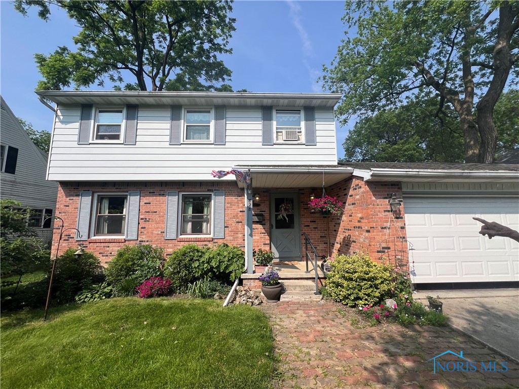 828 Louisiana Avenue, Perrysburg, Ohio image 2