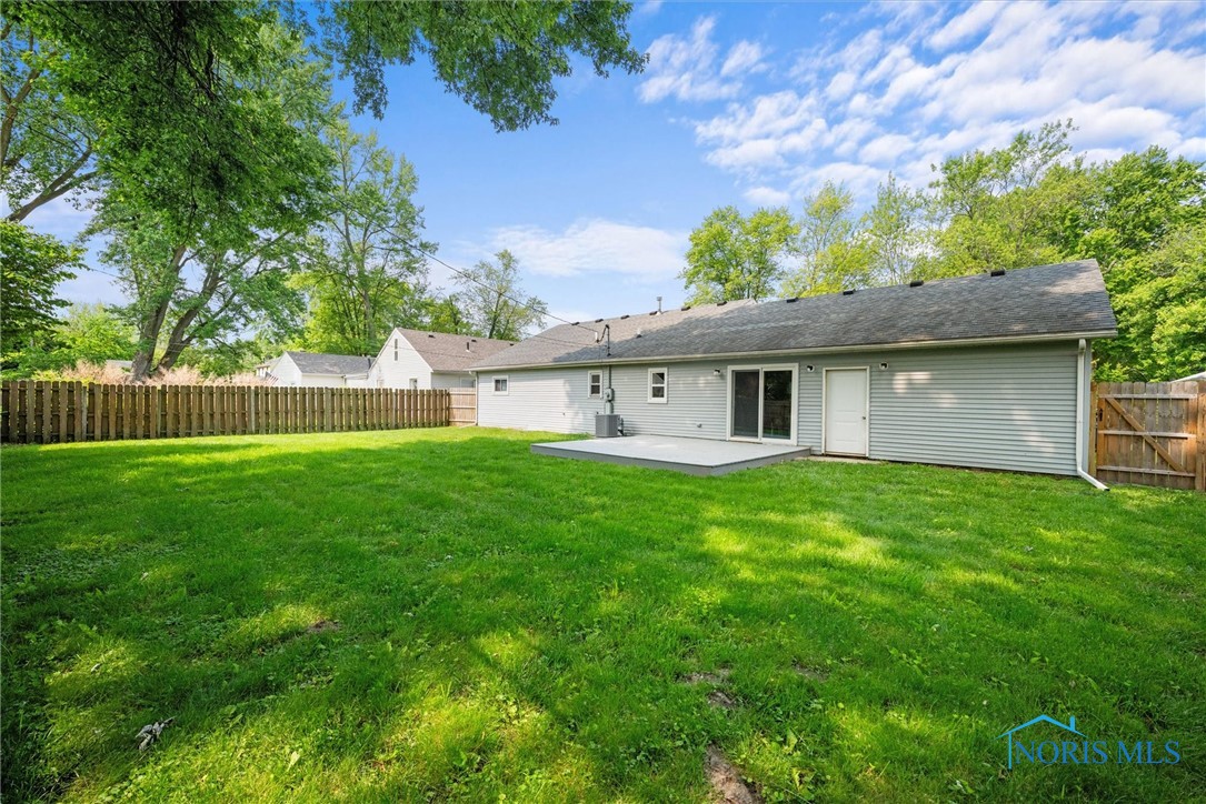 2036 Brancaster Road, Toledo, Ohio image 27