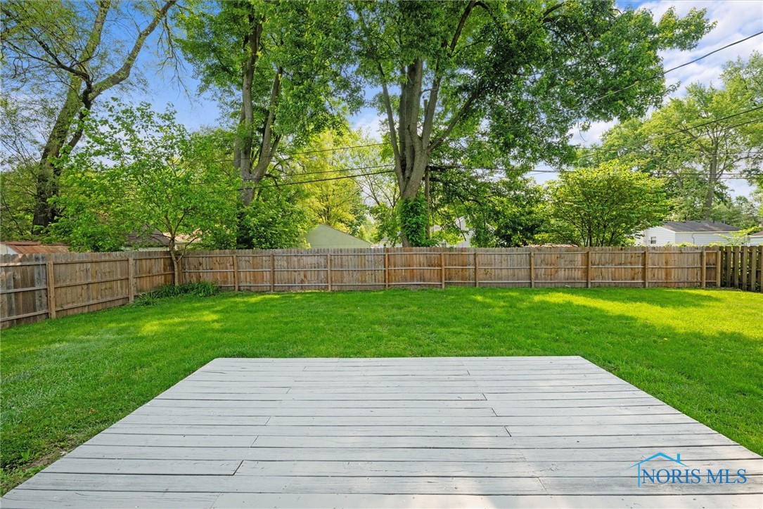 2036 Brancaster Road, Toledo, Ohio image 23