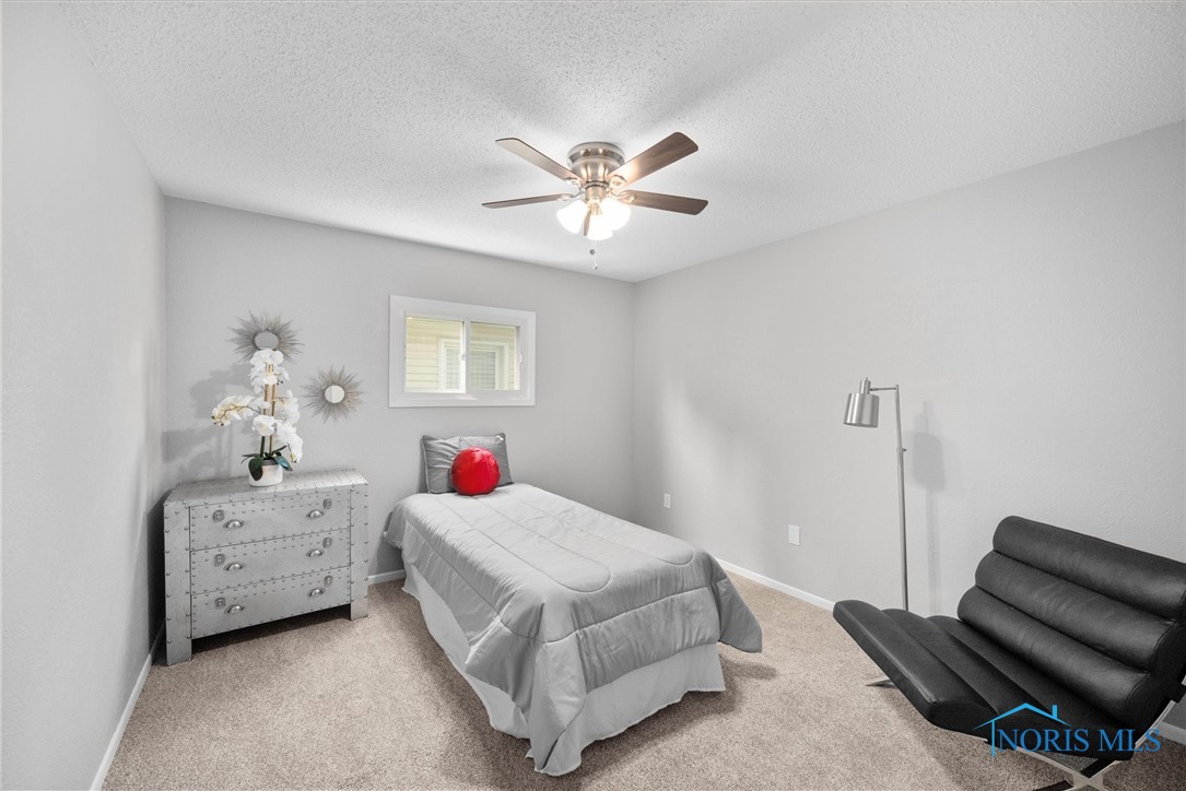 2036 Brancaster Road, Toledo, Ohio image 12
