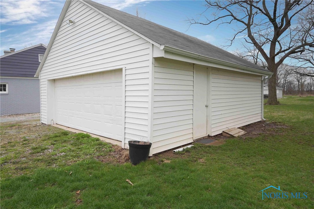 171 S Copus Road, Lima, Ohio image 40