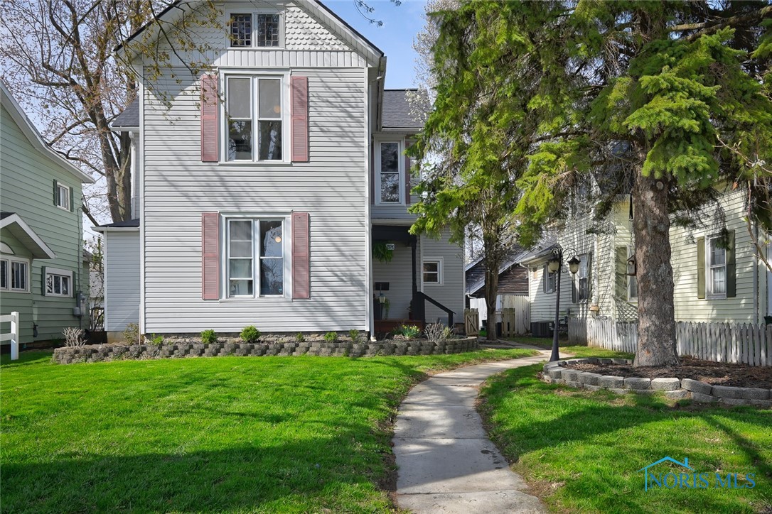 204 Elm Street, Findlay, Ohio image 1