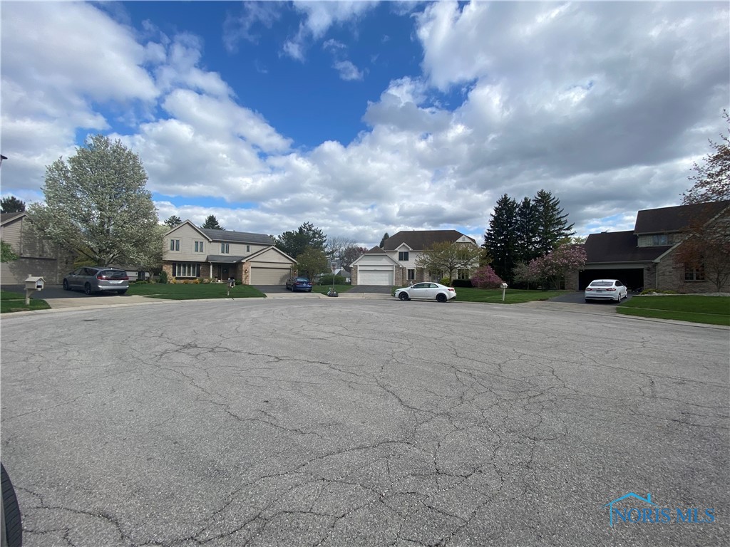 7657 Pope Run Lane, Sylvania, Ohio image 32